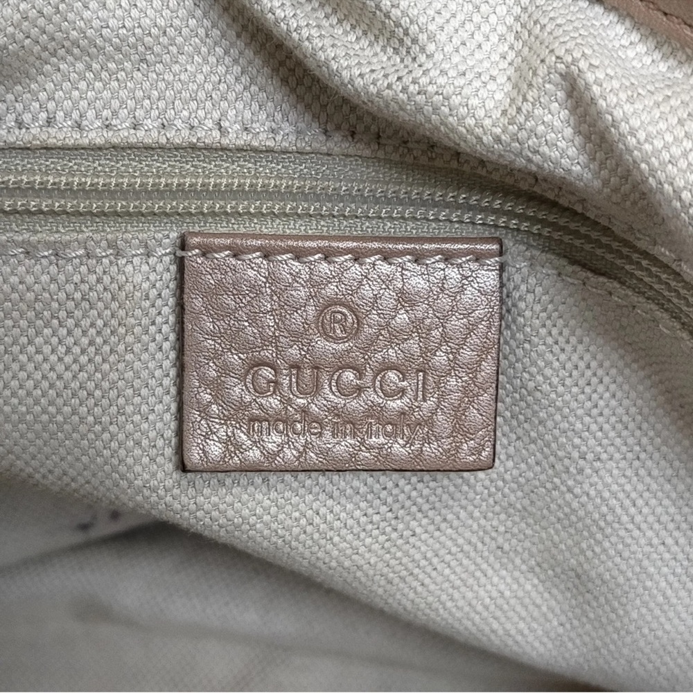 Gucci Sukey Light Metallic Pink Leather Handbag with Crossbody Strap - Picture 10 of 11